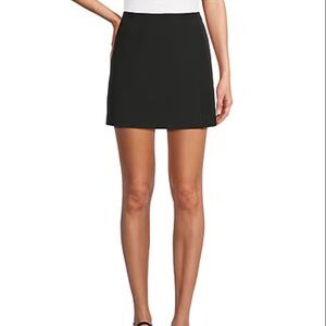 a loves a Mini Pencil Skirt